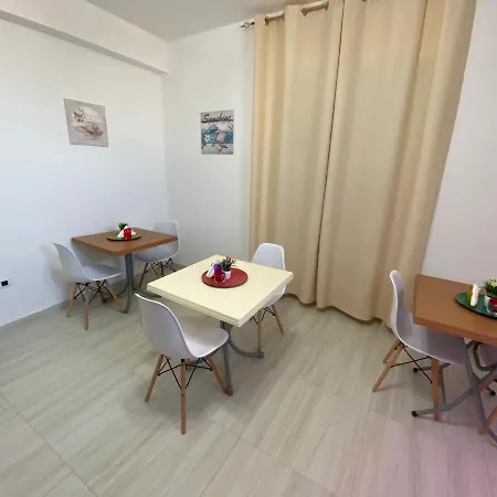 Enjoy Happyness 3* Pompeji