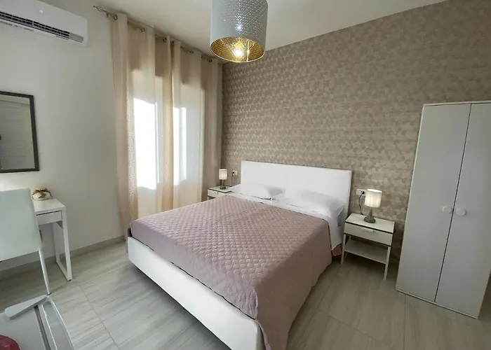 Enjoy Happyness 3* Pompéi