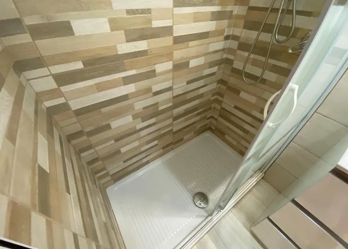 Enjoy Happyness 3* Pompéi