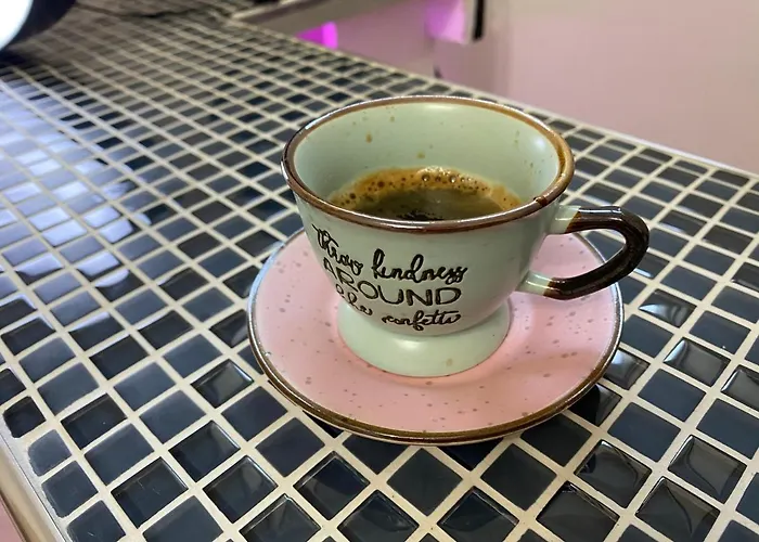 Enjoy Happyness 3* Pompéi