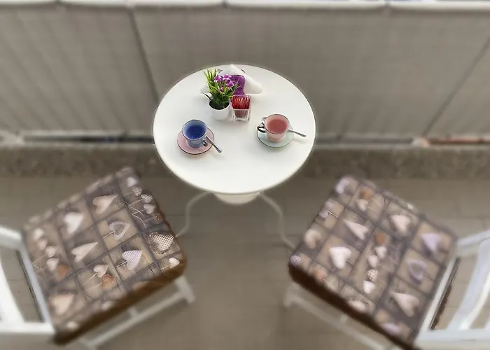 Couette-café Enjoy Happyness