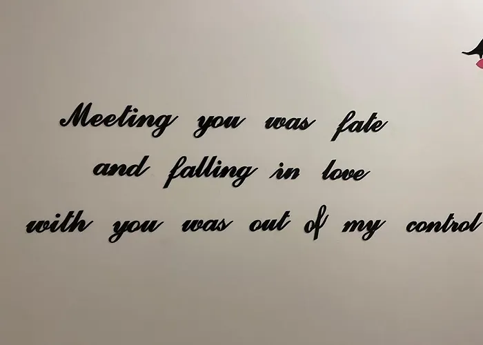 Enjoy Happyness Couette-café 3*